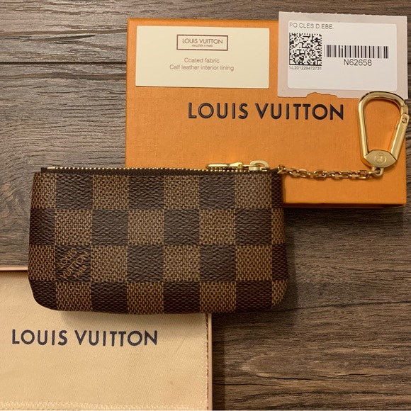 Louis Vuitton Key Pouch in Damier Ebene Canvas - Picture 2 of 14